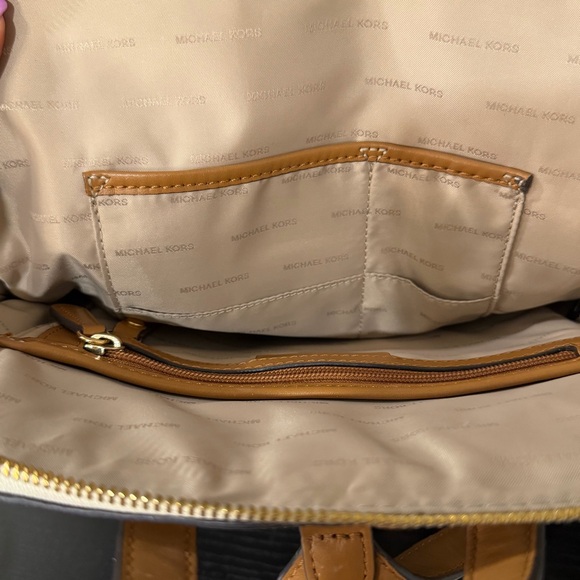 Michael Kors Rhea Signature Logo Slim Backpack in Vanilla/Acorn - Picture 15 of 15